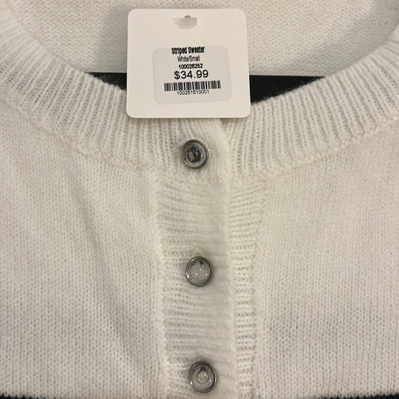 NWT Super soft black and white striped sweater - Small - Picture 2 of 5